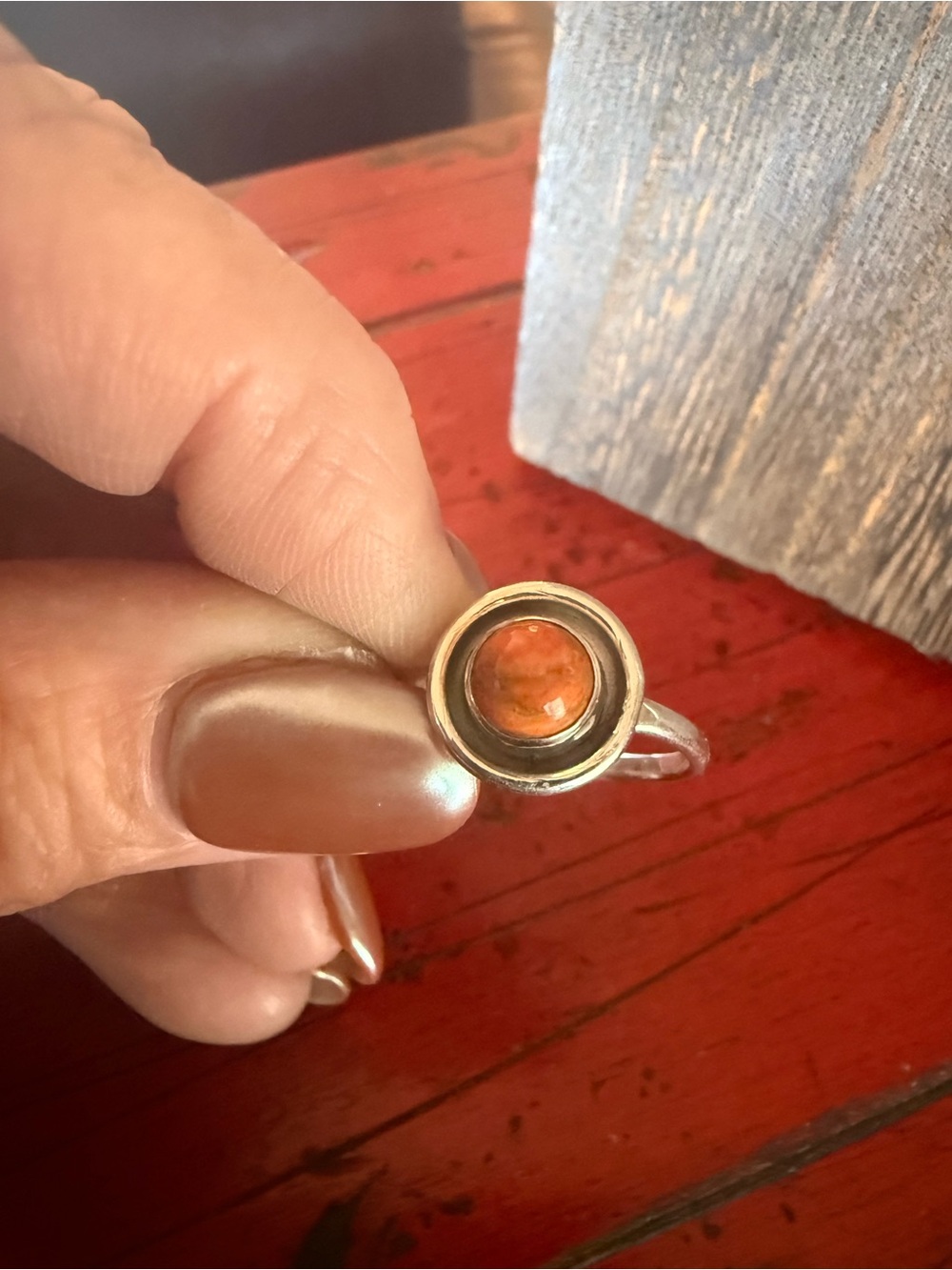 Sterling Silver Agate Halo Ring Size 9 NWOT.